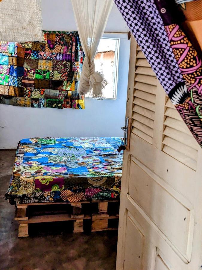 Chambres D'Hotes - Chez Mama Sedjro Porto-Novo Ngoại thất bức ảnh